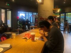 -星巴克(杭州西湖银泰1F店)