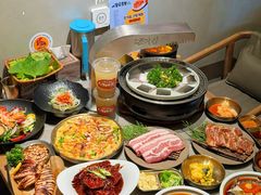 -草家酱蟹炭火烤肉店(珲春南路一店)