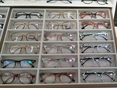-EYEcare眼镜店(南京东路店)