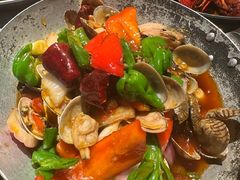 -巴厘龙虾·榜首油焖大虾(音乐学院·沿江酒馆店)