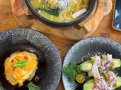 -桥香园过桥米线(国贸店)
