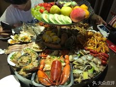 -日进一片海.生腌海鲜火锅.宵夜烧烤(三里屯总店)