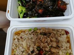 特色虾皮臭豆腐-老头儿油爆虾·知味杭州(爱琴海购物中心)