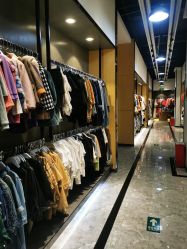 -汪正影业(萧山万象汇店)