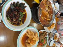 -鹤乡东北菜(崮山路店)
