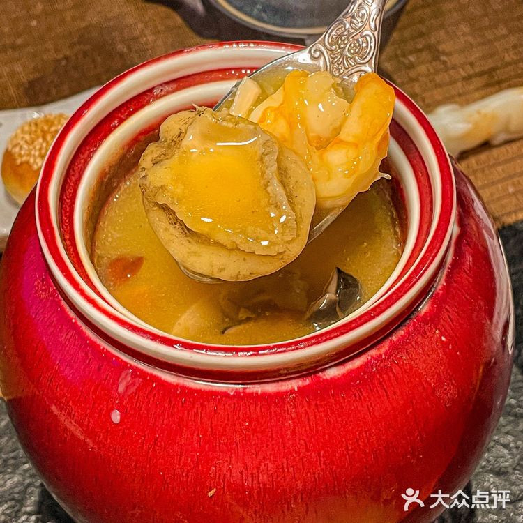 吃个饭，我去了趟明、唐、宋、汉四朝……