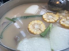 -肥仔文澳门猪骨煲(南京西路店)