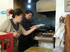 -一品鲜鱼锅贴(人民一路店)