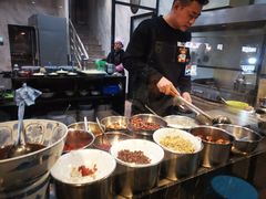 -白翔甜食店