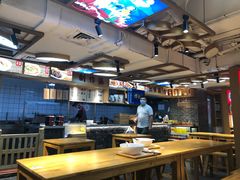 大堂-呷佬·长沙手工米粉(金沙江路店)
