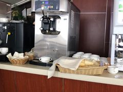 -汇泉王朝大饭店-旋转餐厅(南海路店)
