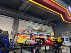 -嗨翻Hi-Fun竞技主题乐园·蹦床团建生日聚会(五棵松华熙店)
