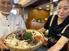 -土连锅·现熬养生汤锅(梁家巷店)