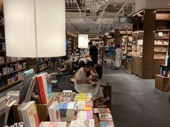 -茑屋书店(天目里店)