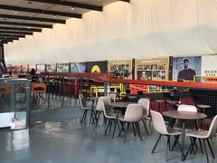 -反弹空间蹦床主题乐园