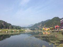 -百里峡七彩艺术小镇