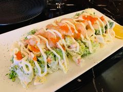 虾仁鸡蛋西兰花沙拉-Let's Taipei 非常烘焙(太古里店)