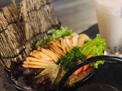 -湊湊火锅·茶憩(新中关购物中心店)