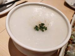 沸腾鱼片粥-避风塘(宝山万达店)