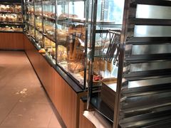 面包甜点陈列柜-巴黎贝甜(卫清西路店)