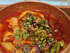 -成都你六姐·牛肉冒菜(上海环宇荟店)