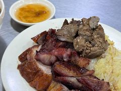 -华香鹅快餐店