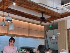 -蜜桃餐厅·伴山(湖滨商业街店)