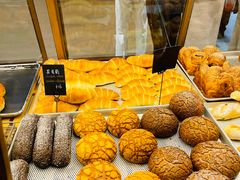 -Dough&Joe团憩(瑞虹天地月亮湾店)