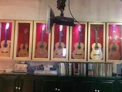 -何顺华吉他沙龙