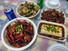 -吴记口味馆