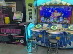 -星际传奇·蹦床海绵池·儿童乐园(大悦城店)