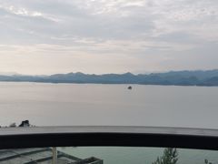 -千岛湖忆湖度假酒店(中心湖景区店)