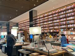 -茑屋书店(天目里店)