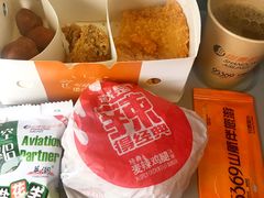 -麦当劳(吴圩机场店)