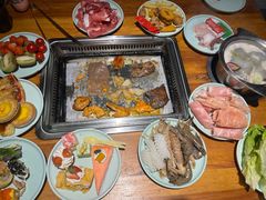 -钦瓦台时尚自助餐厅(银泰城店)