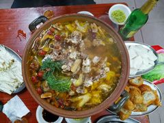 -威邵鸡煲(西华路总店)