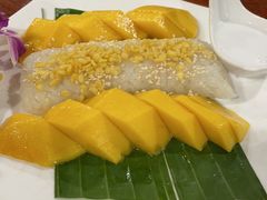 -Dang restaurant (patong phuket)
