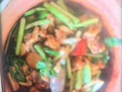 -八府香鸭·啫啫煲(华山路店)