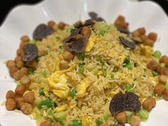 黑松露鹅肝炒饭-广州文华东方酒店·江-由辉师傅主理