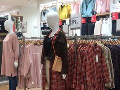 -优衣库(海口秀英万达广场店)