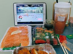 -酉泽屋刺身三文鱼寿司主题餐厅(望馨商业中心店)