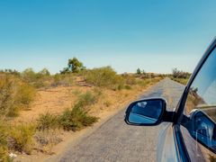 -亿利库布其七星湖沙漠生态旅游区