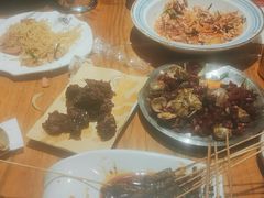 -喝丢一只鞋海鲜烧烤·海肠捞饭(文体街店)