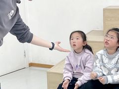 -蓝话筒·少儿成人演讲口才·主持朗诵·戏剧表演(大华第一坊店)