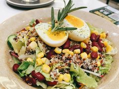 地中海鸡肉藜麦沙拉-西语·炭烧牛排(卓越中寰店)