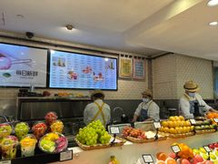 -每日新鲜水果吧(芮欧百货店)