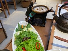 -老牌坊云南鱼豆花火锅(哈西万达店)