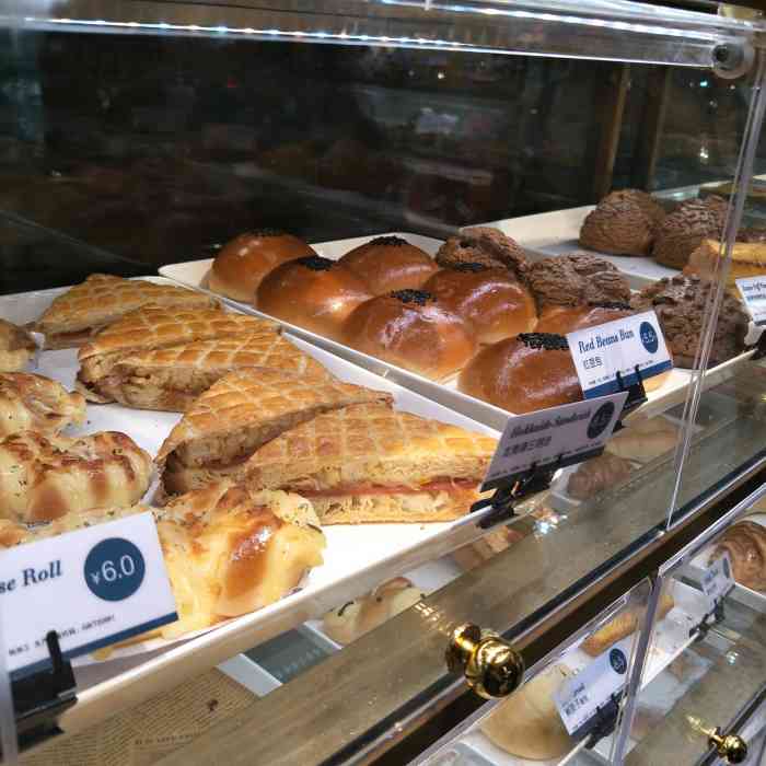 touch bread泰奇面包-"放学赶兴趣班,就近找饭点!这家面包店也卖.