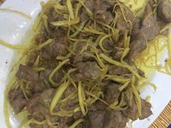 圣河湾虾饺美食(站前店)-圣河湾虾饺美食(站前店)