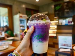 -Chom Cafe and Restaurant
